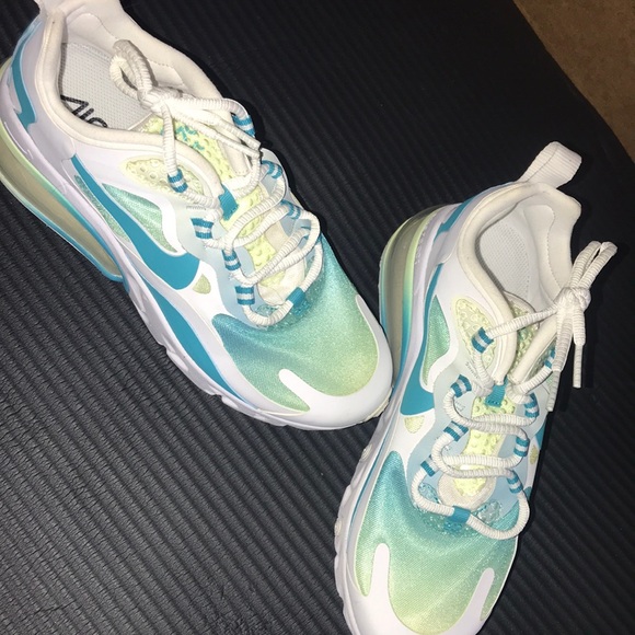 Nike React - Picture 1 of 3